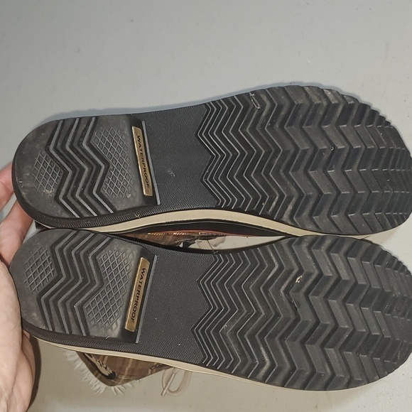 Sorel Tivoli Brown Plaid Lined Lace up Sz. 7 Winter Duck Boots - Picture 6 of 7